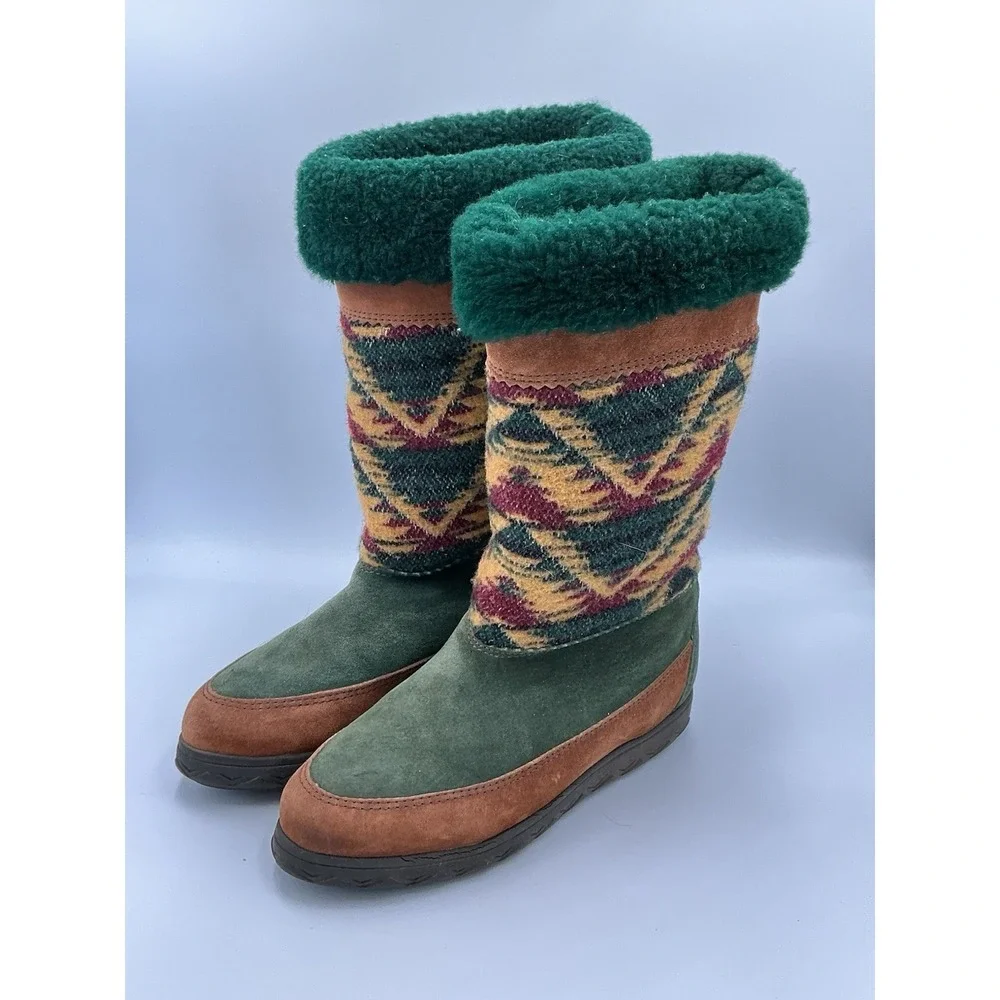 Vintage Cougar Apres Ski Boots Made In Canada Size 6 Medium Green Maroon & Tan